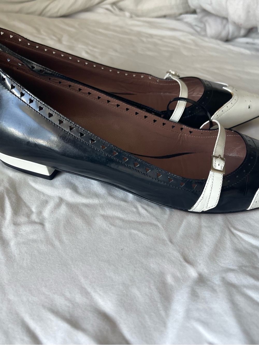 Tabitha Simmons Two-Tone Black & White Pointed Mary Jane Flats - Picture 2 of 4